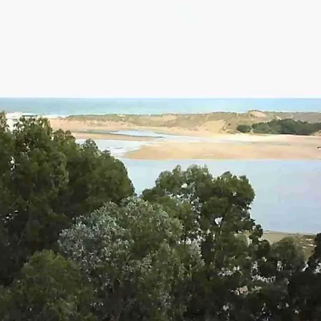 Con Jardin Privado Cerca Playa Usil - Mogro