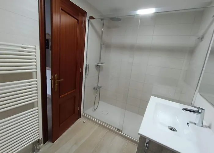 Con Jardin Privado Cerca Playa Usil - Mogro * Miengo