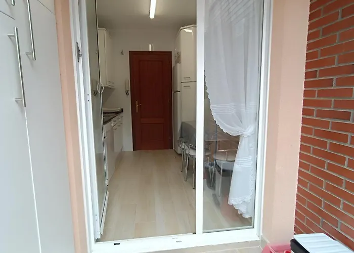 Con Jardin Privado Cerca Playa Usil - Mogro Apartmán *