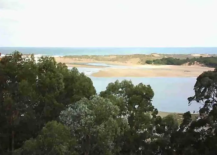 Con Jardin Privado Cerca Playa Usil - Mogro