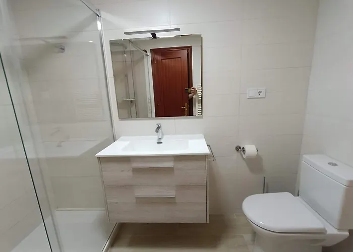 Con Jardin Privado Cerca Playa Usil - Mogro