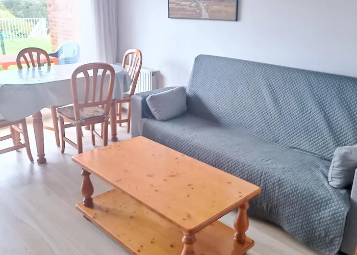 Con Jardin Privado Cerca Playa Usil - Mogro *